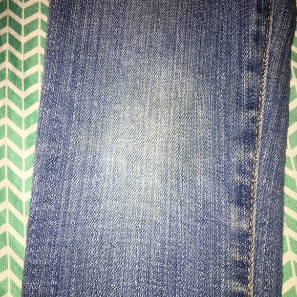 4 Toddler Old Navy Denim Skinny Jeans - Picture 5 of 9